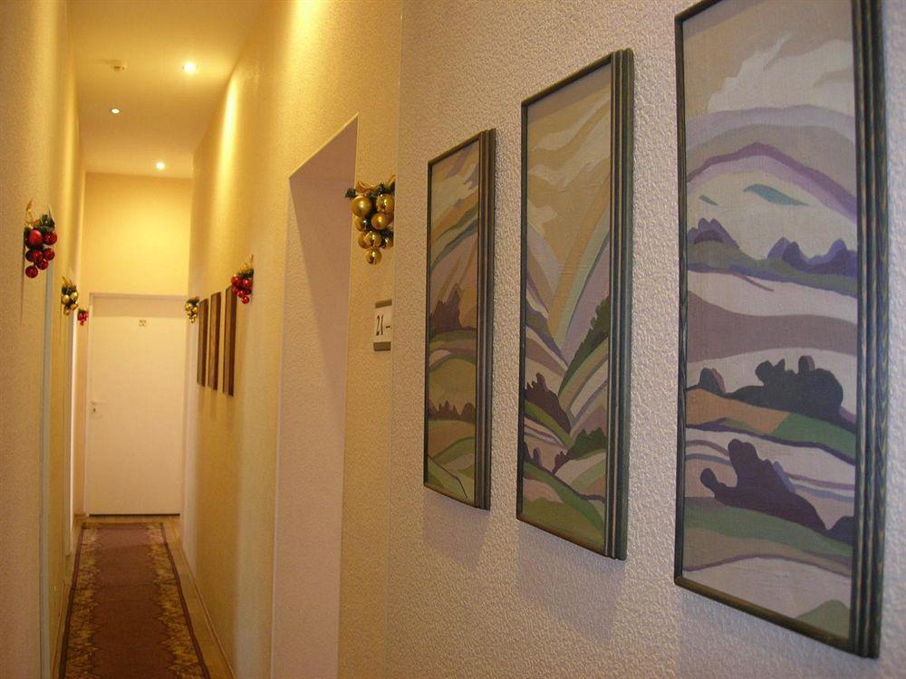 Elizabeth'S Yh Rooms Riga Exterior foto